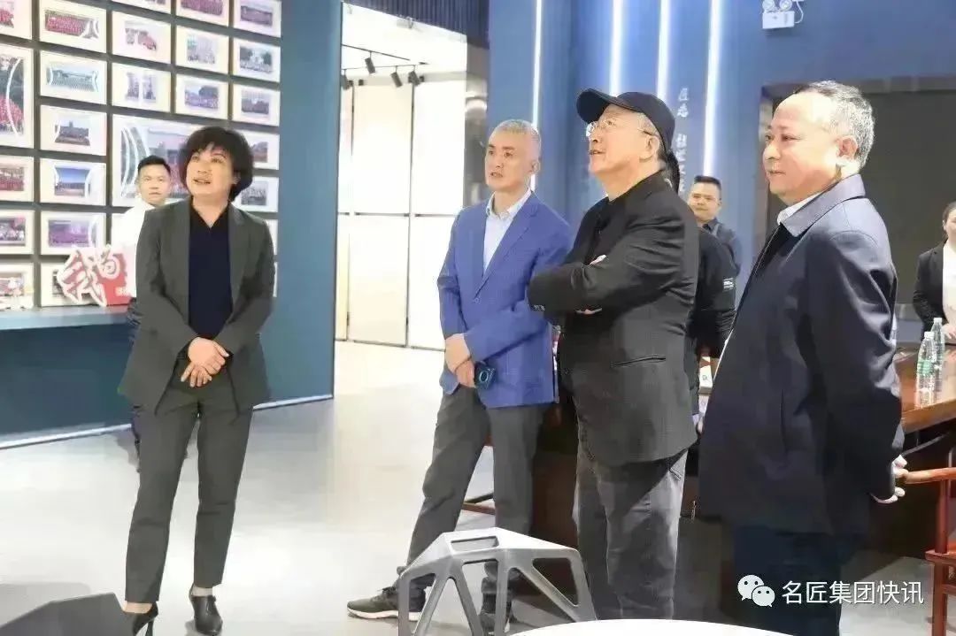b21c78bd3f45ae4ff565b5543f3a6921.jpeg