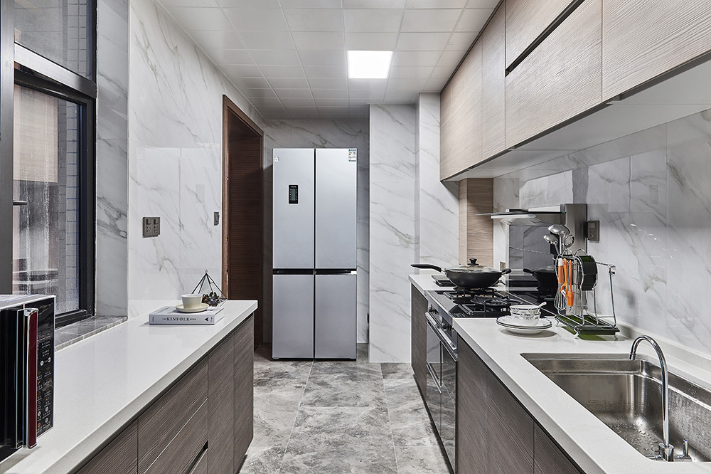 现代简约风格室内装修设计效果图-雅瑶绿洲三居165平米-室内装修设计厨房